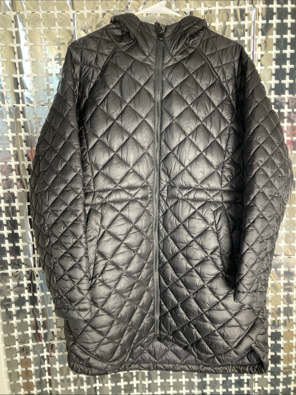 Athleta Black Diamond-Quilt Hooded Puffer Jacket
